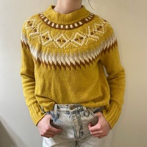 American Eagle Sweater